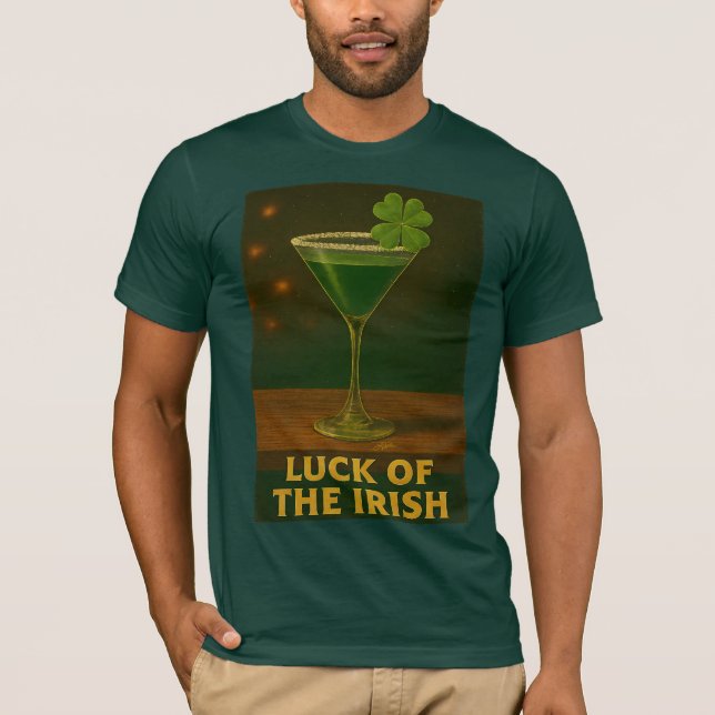St. Patrick's Day Luck Of The Irish Clover Martini T Shirt (Framsida)