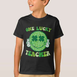 St Patricks Day Lucky Lärare Smile Fred Saint Pa T Shirt