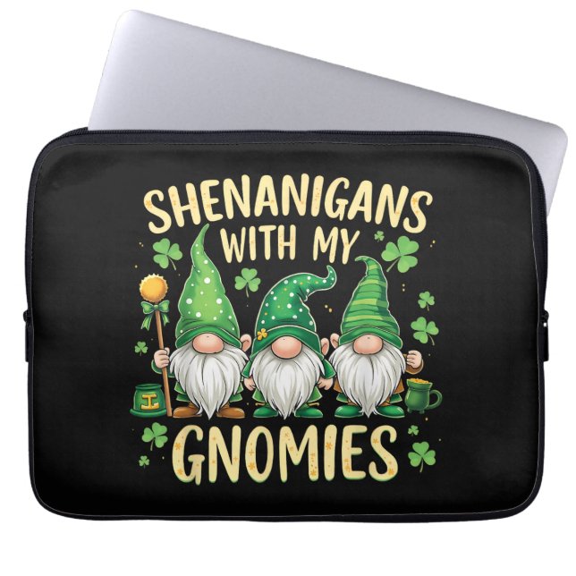 St Patrick's Day Lucky Shamrock Gnome  Laptop Fodral (Framsidan)