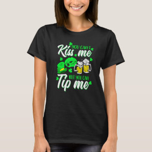 St patrick's day Lucky Shamrock Waitress Bartender T Shirt