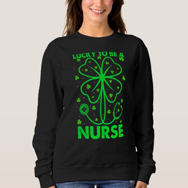 St patricks day Lucky som sjuksköterska T Shirt (Framsida)