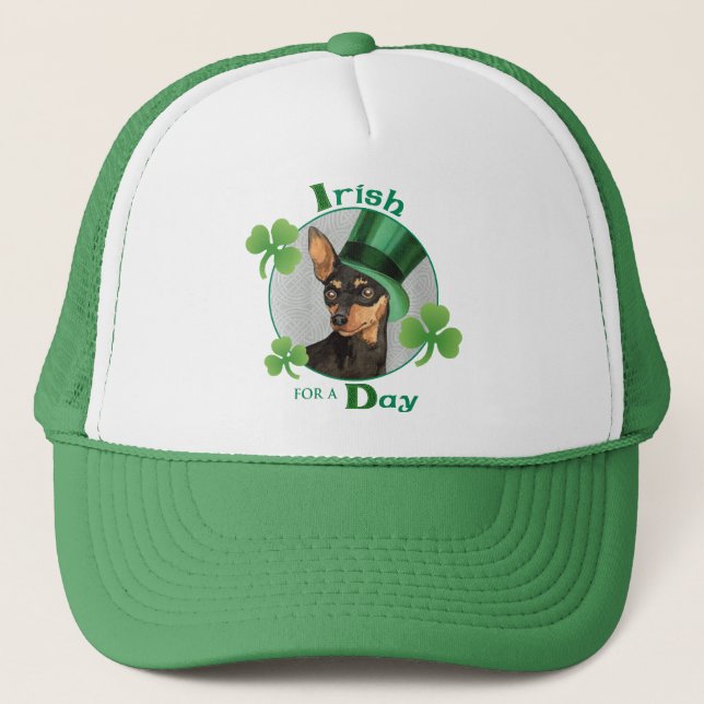 St. Patrick's Day Min Pin Truckerkeps (Framsida)