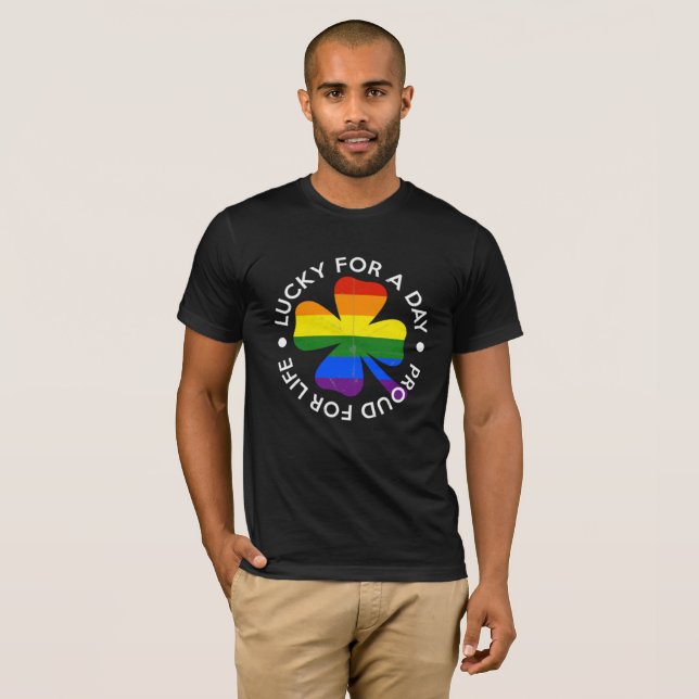 St patrick's day Rainbow LGBT Gift Tee Shirt (Hel framsida)