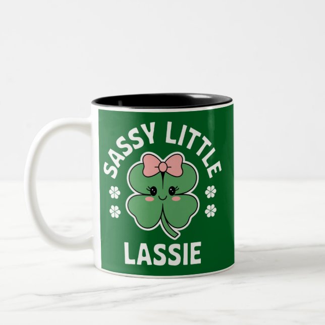 St Patricks Day Sassy Little Lassie Barn Flickor Två-Tonad Mugg (Vänster)