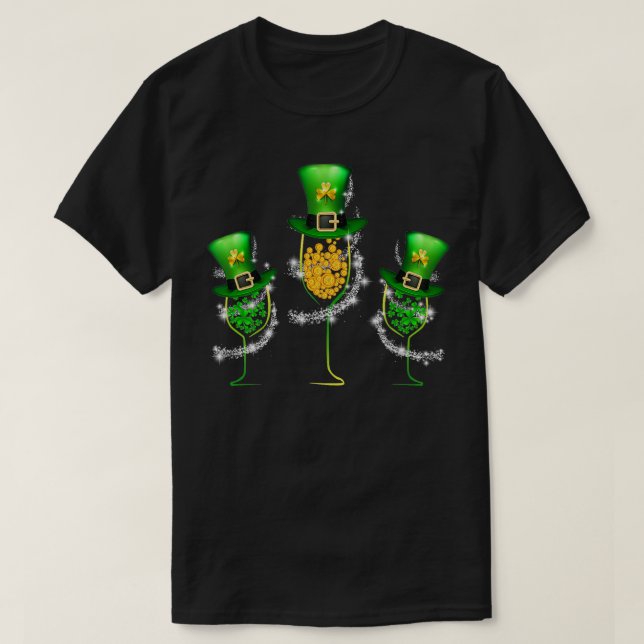 St patricks day Shamrock Gift Wom med tre Vin T Shirt (Design framsida)