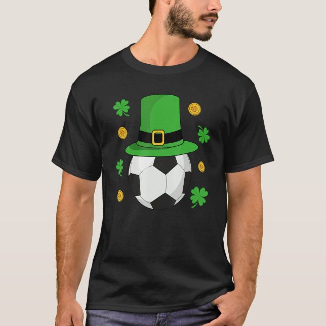 St patricks day Soccer Ball Leprechaun Hat Shamroc T Shirt (Framsida)