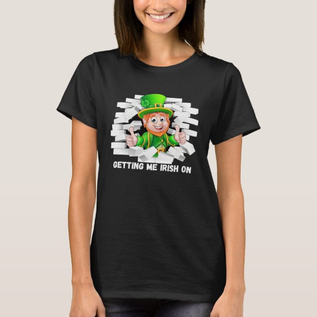 St Patricks Day  St Pattys Pixie Gnome Elfin Fay S T Shirt (Framsida)