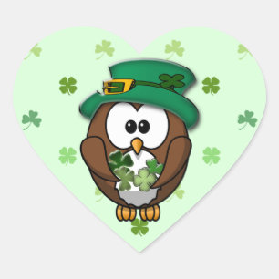 St. Patrick's Day uggla Hjärtformat Klistermärke