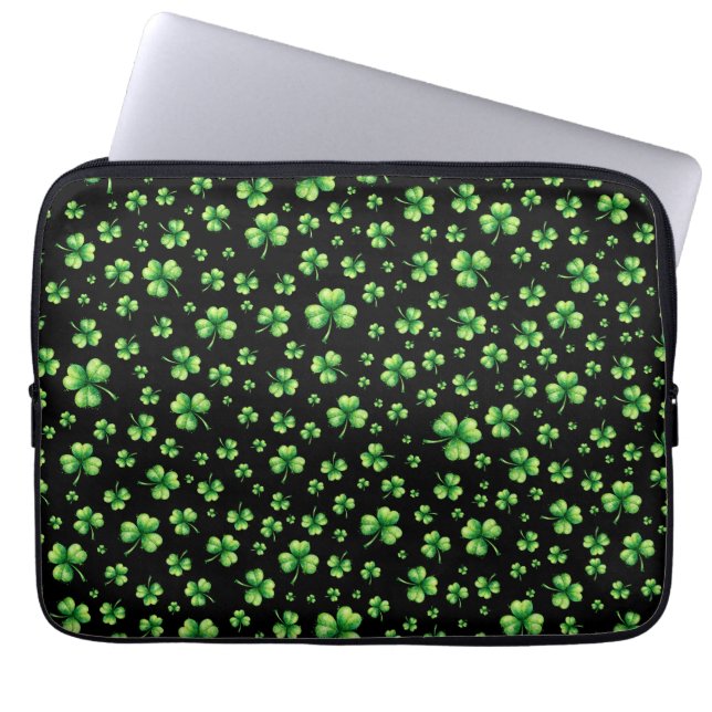 St. Patrick's Day Vattenfärg Shamrock på svart Laptop Fodral (Framsidan)