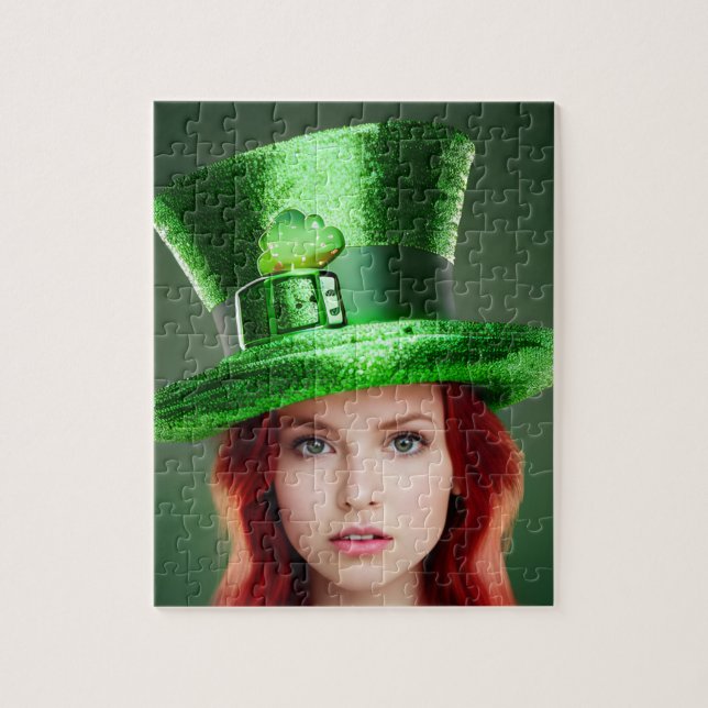 St. Patricks Day Woman i Tophat Pussel (Vertikal)