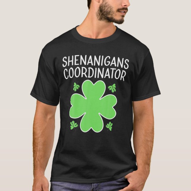 St patricks day Women Shenanigans Coordinator T Shirt (Framsida)