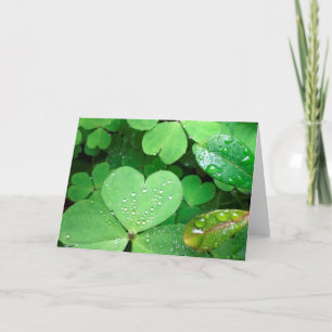St patrick's dayhjärta lämnar fotokortet kort