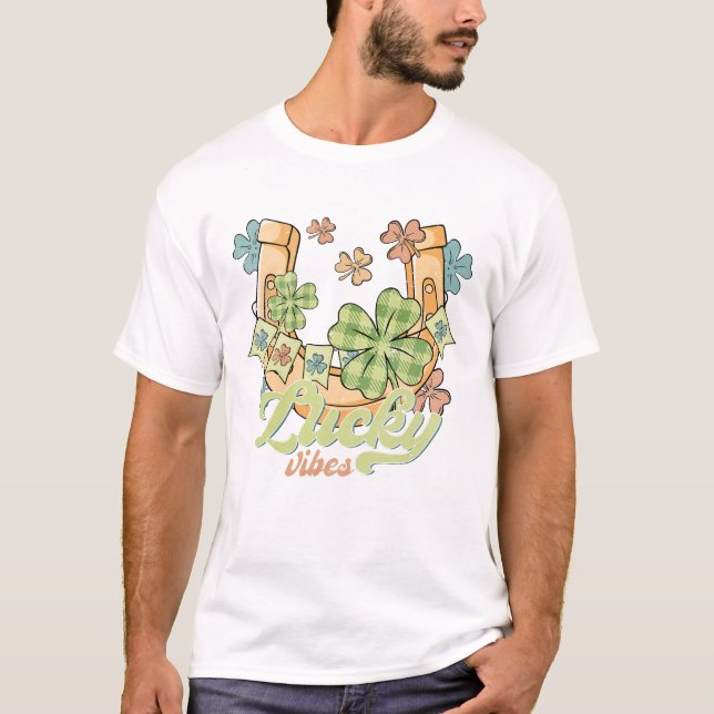 St. Patrick's Lucky Vibes T Shirt (Framsida)