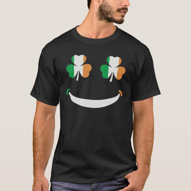 St.Patrick's Party Irish Shamrocks Smile S T Shirt (Framsida)