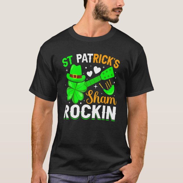 St Patrick's Sham Rockin Shamrock Guitar St Patric T Shirt (Framsida)