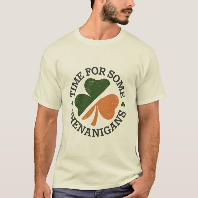 St. Patricks Tid För Lite Bus Clover  T Shirt (Framsida)