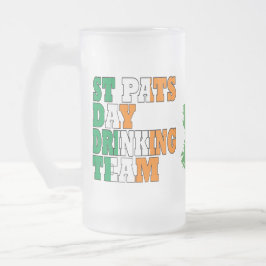 St Pats-dagars drickteam Frostat Ölglas