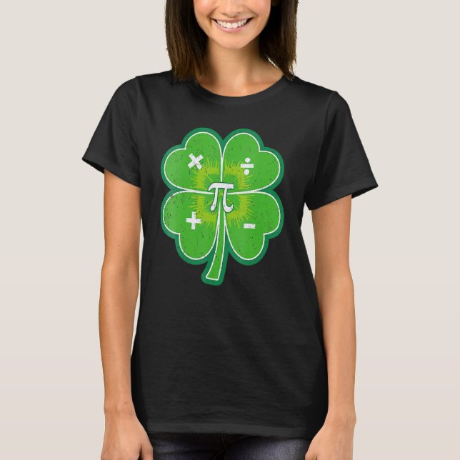 St Pattys Pi Day St patricks day Shamrock Lucky Mo T Shirt (Framsida)