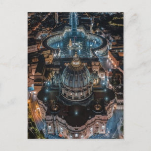 St Peter's Basilica och Square på natten Vykort