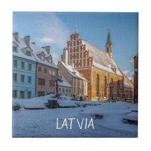 St. Peter's Church på vintern i Riga, Lettland Kakelplatta