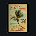 St Thomas Handflatan Träd Vintage resor Magnet<br><div class="desc">En unik retro-medelhundradets moderna konstverk av S:t Thomas Virgin Islands i vintage resor poster stil. Den har en böjd handflatan träd på sandstranden med hav under ett blått grumligt himlar.</div>