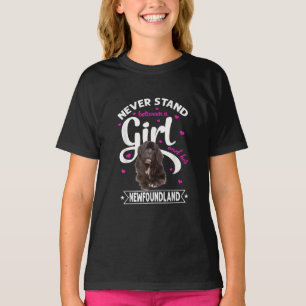 Stå aldrig mellan en flicka och hennes Newfoundlan T Shirt