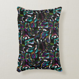 Stå av färgad och vriden metallform? prydnadskudde