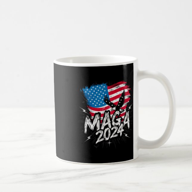 Stå emot Trump Maga 2024 Patriotic Flagga Tee Vote Kaffemugg (Höger)