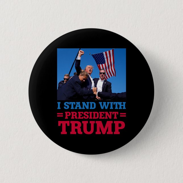 Stå med president-trumman efter skottlossningen vi knapp (Framsida)