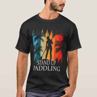 Stå upp och ta upp paddlar. t shirt