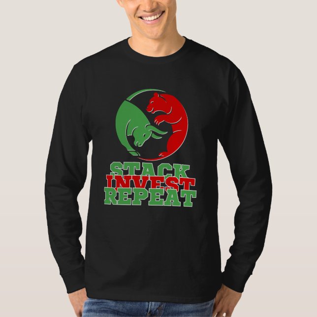 Stack Invest Repeat™ Wealth Builder Bulls & Bears T Shirt (Framsida)