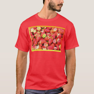 "Stack of Strawbär Fruit" Cute Photo. Köp nu T Shirt