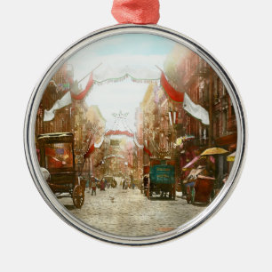 Stad - NY - San Genero-festen 1908 Julgransprydnad Metall