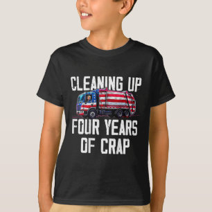 Städning upp fyra år av krabbtripp i Sopor T Shirt