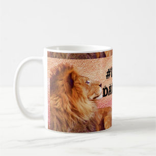 Stående fokuserad_ kaffemugg