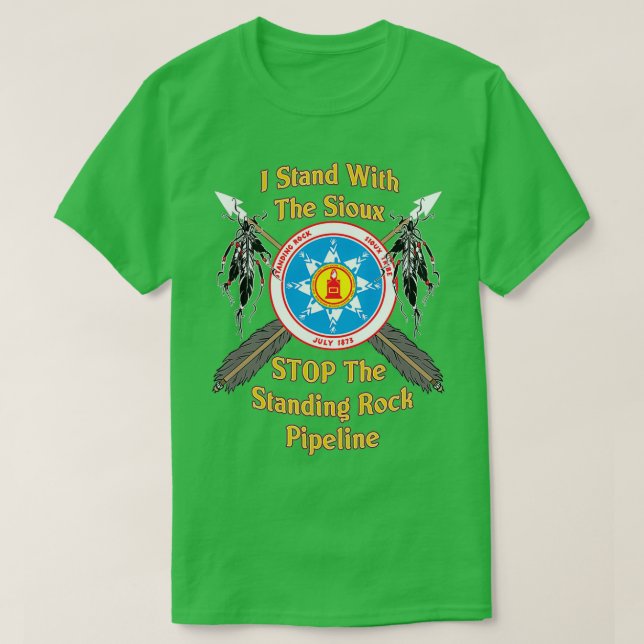 Stående Sten Sioux-korsade pilar, inhemsk amerikan T Shirt (Design framsida)