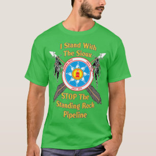 Stående Sten Sioux-korsade pilar, inhemsk amerikan T Shirt
