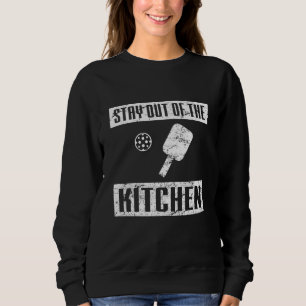 Staget ut ur kök roliga Pickleball paddlar T Shirt