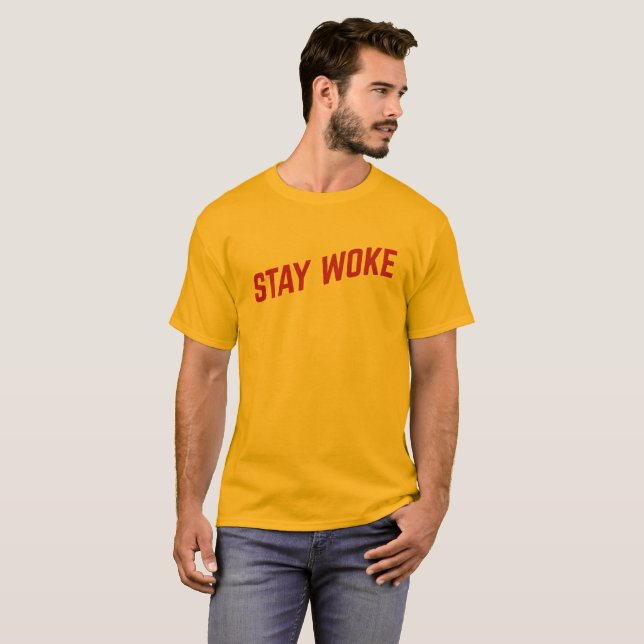 Staget vaknade t-shirt (Hel framsida)