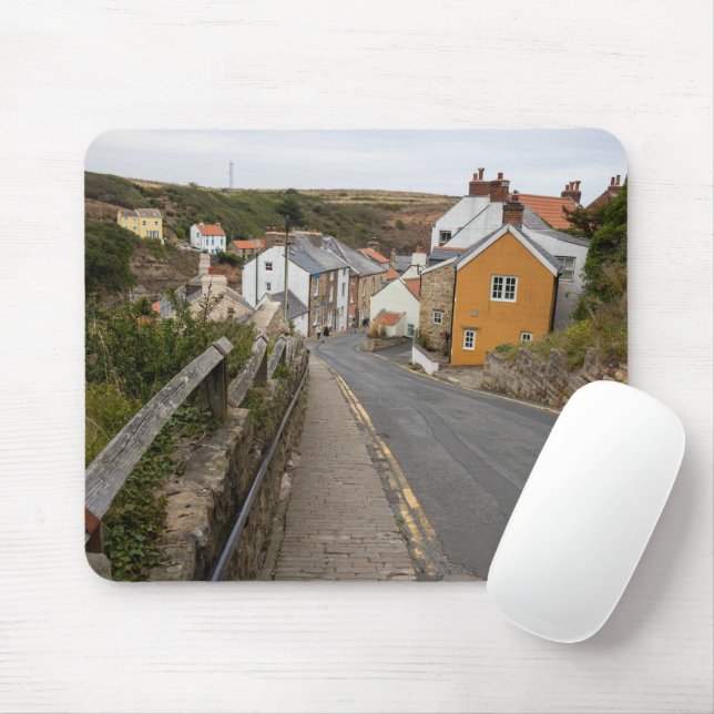 Staithes byhöga gata musmatta (Med mus)