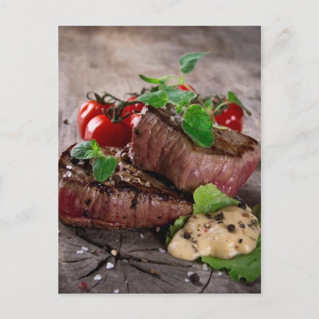 Stakar av grillad bak med färska örter och tomater vykort (Framsida)