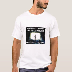 Ställa in Alienscen (light) T-Shirt
