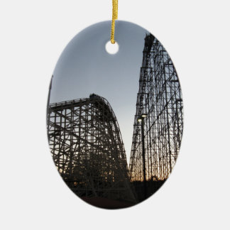 Stålsätta styrka, och Thunderhawk Dorney parkerar Julgransprydnad Keramik