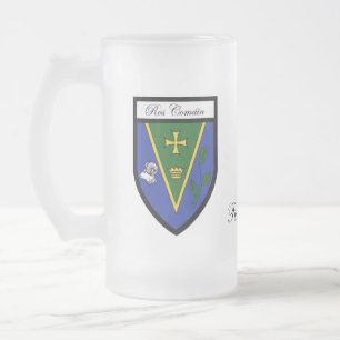 Ståndsmässiga Roscommon karta- & vapensköldmugg Frostat Ölglas