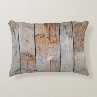 Stäng foto på träpanel prydnadskudde