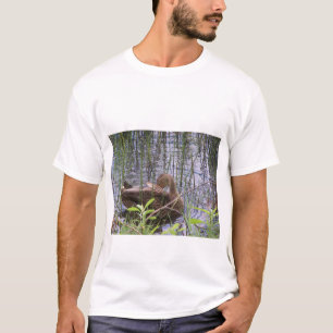 Stängfoto av anka t shirt