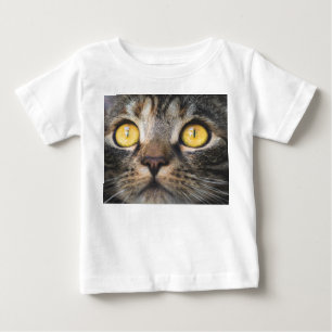 Stängning av katt med Gult Öga T Shirt