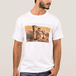 Stängning på Camel i Oman-öknen T Shirt