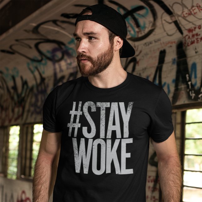 Stanna hos Woke-aktivist för Social Byt Höger T Shirt (Skapare uppladdad)