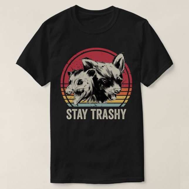 Stanna i Trashy Possum och Raccoon T Shirt (Design framsida)